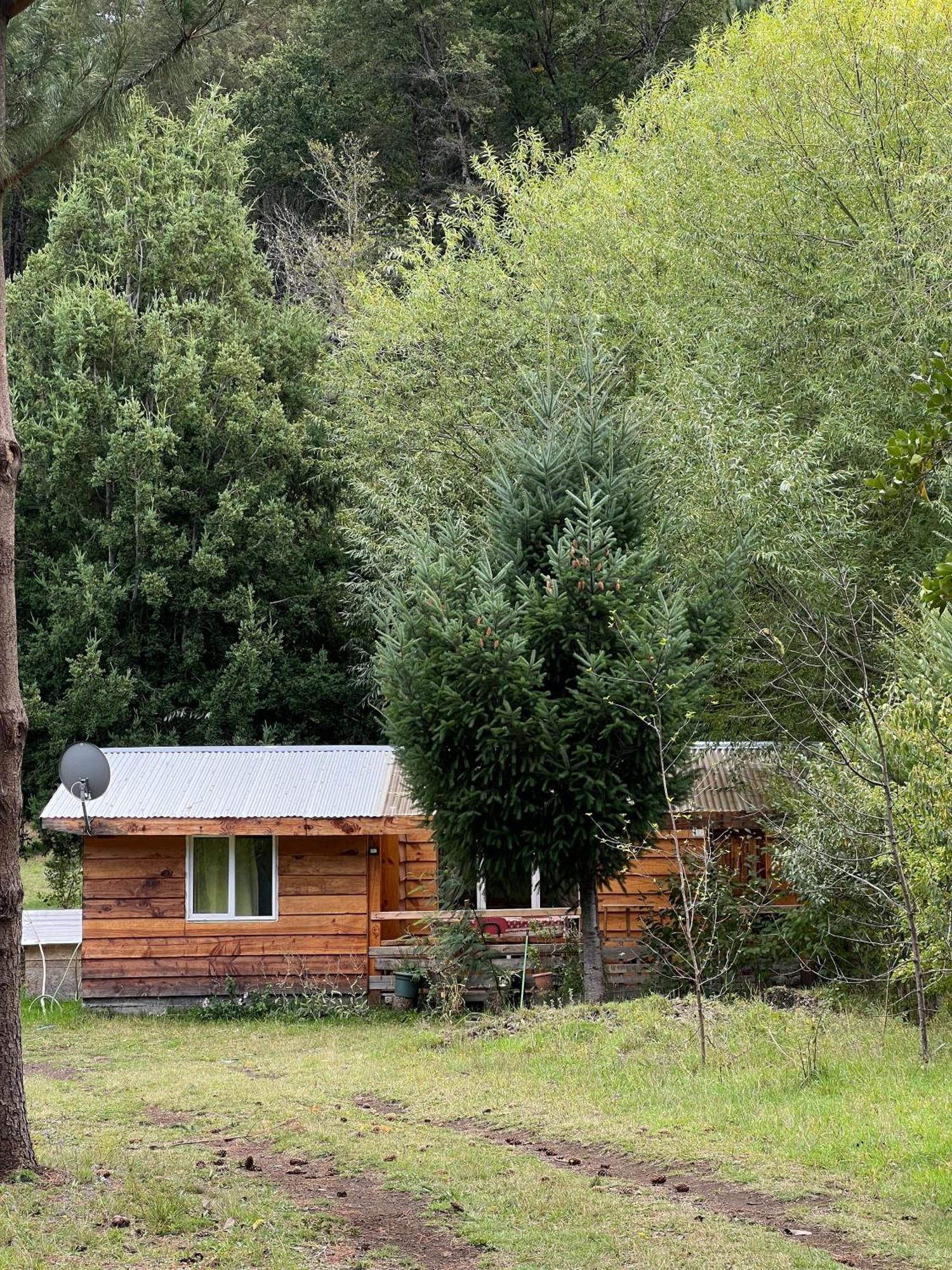 Cabana May Pao, Para 3 En Melipeuco Cerca Del Parque Nacional Conguillio Exterior photo